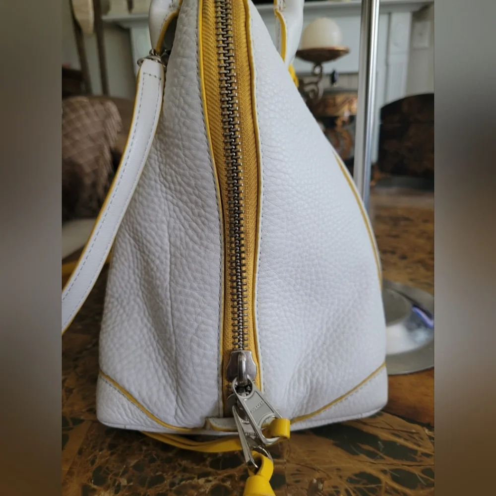 Coach White and Yellow Women's Bag - Picture 4 of 11